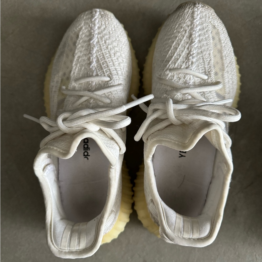 Yeezy boost 350 V2 “cream white” - Size 7